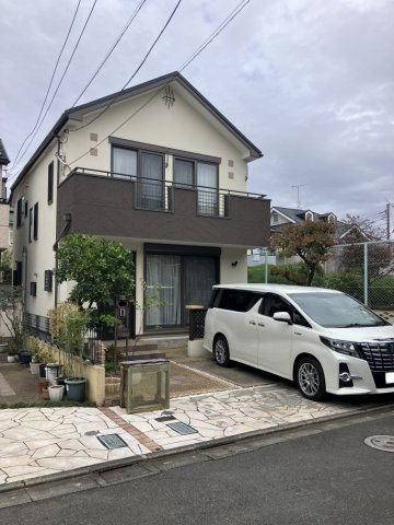 上連雀７丁目貸家の駐車場