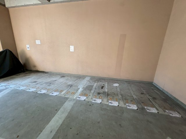 大阪市西区九条１丁目の賃貸マンションの駐車場