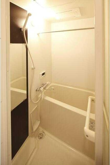 ラヴィエント押上STの浴室