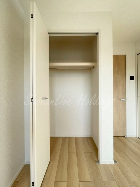 藤沢市鵠沼海岸５丁目のアパートの収納|洋服多い方にもおすすめ♪