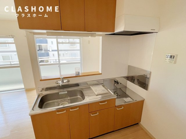 衣浦マンション　　　刈谷市の賃貸ならクラスホーム刈谷店のキッチン|同物件の別部屋になります。