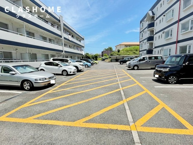 衣浦マンション　　　刈谷市の賃貸ならクラスホーム刈谷店の駐車場