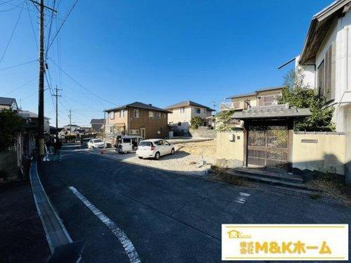 知多市南粕谷2丁目　全2棟　2号棟の前面道路含む現地写真|R7.11.20撮影　前道5ｍ！