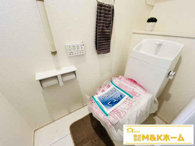 知多市南粕谷2丁目　全2棟　2号棟のトイレ|トイレ　温水洗浄便座付きです♪