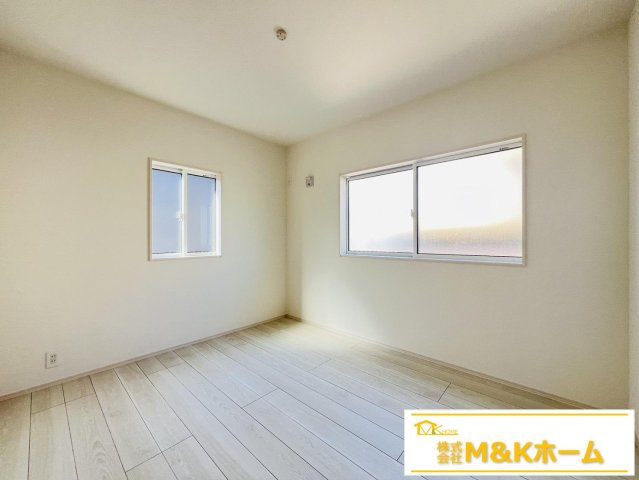 知多市南粕谷2丁目　全2棟　2号棟の洋室|洋室5.25帖　子ども部屋にピッタリです！