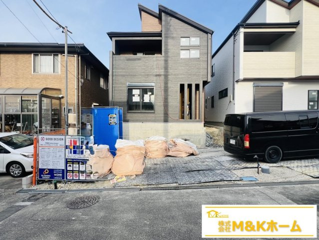 知多市南粕谷2丁目　全2棟　1号棟