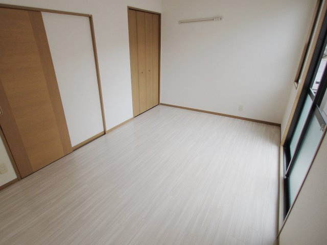 セジュール伴安の居間・リビング