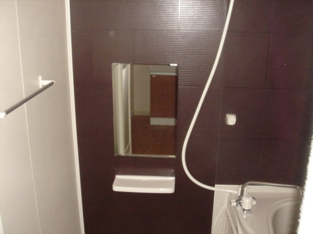 ＯＡＺＯ東町　壱番館の浴室|バス