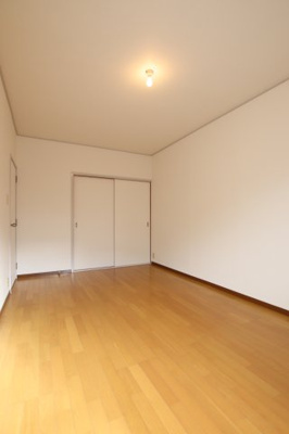 【洋室】 | 桃山台4丁テラスハウス