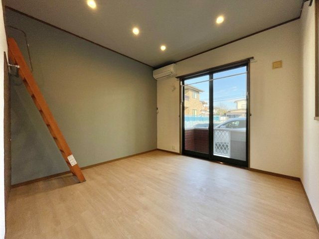 グランドールミユキの居間・リビング