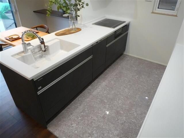 庄栄町戸建のキッチン