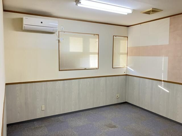 高麗事務所・倉庫