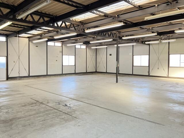 高麗事務所・倉庫