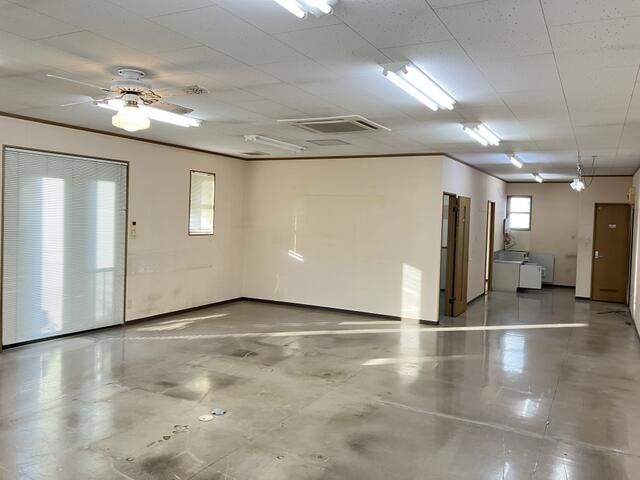 高麗事務所・倉庫