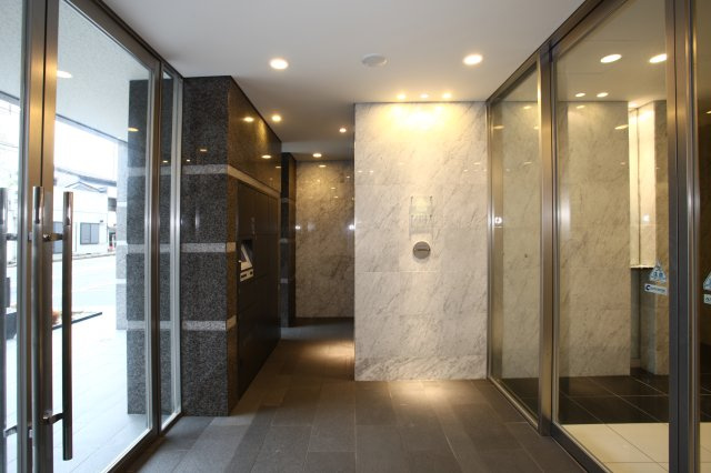 サヴォイ　ル・パシフィーク　11階のロビー