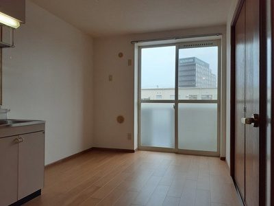 【居間・リビング】 | アーバンコート中沢Ａ