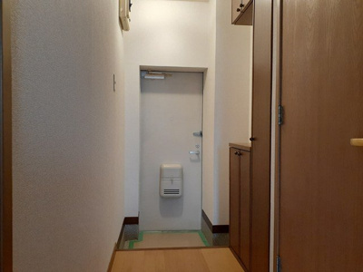 【玄関】 | アーバンコート中沢Ａ