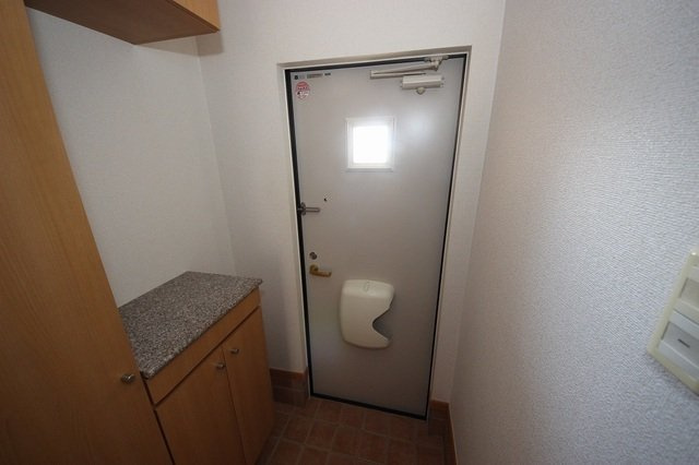 フォーリスト　クスジⅠの玄関