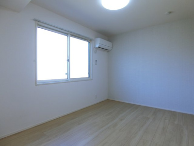 【洋室】 | ヴィラオーヴェスト