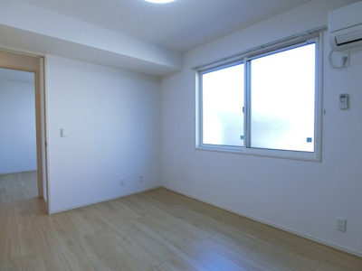 【洋室】 | ヴィラオーヴェスト