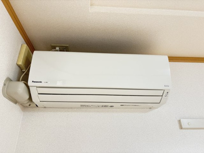 【玄関】 | ブライトフューチャー・Ｎ | イメージ102号室の写真（反転あり）