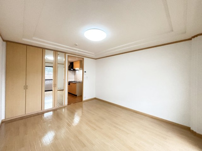 【居間・リビング】 | ブライトフューチャー・Ｎ