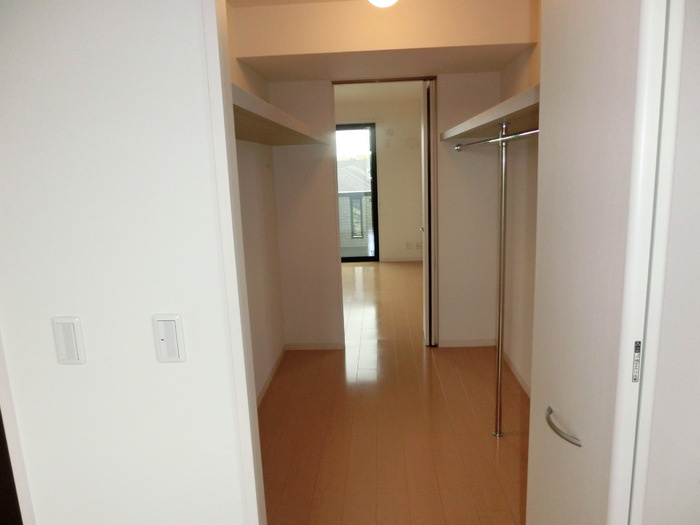 グランデュール55　Bの収納