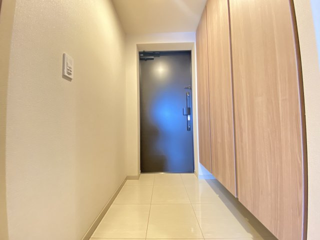 北浜ミッドタワーの玄関