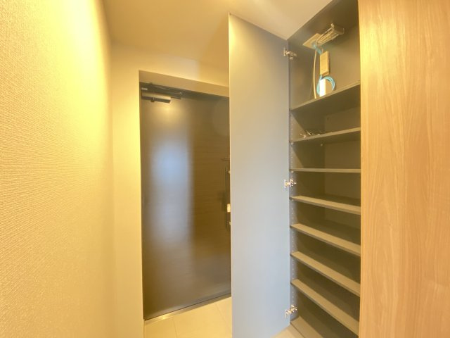 北浜ミッドタワーの収納