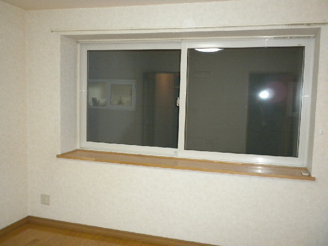 ラ・ポレール啓北の居間・リビング