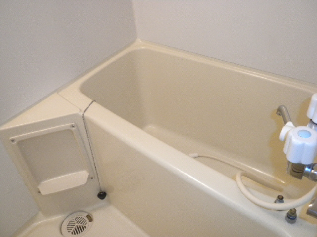 ラ・ポレール啓北の浴室