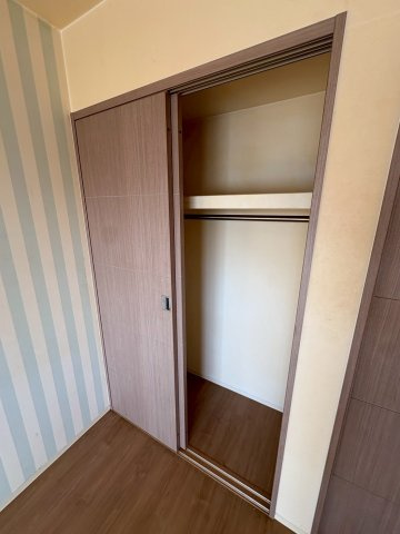 大阪市西区本田１丁目の賃貸マンションの収納