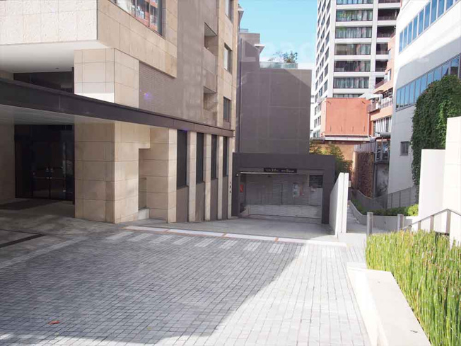 【駐車場】 | ブランズ麻布狸穴町