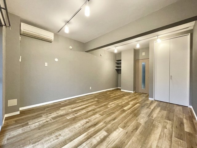 ベルシティエクセル泉の居間・リビング