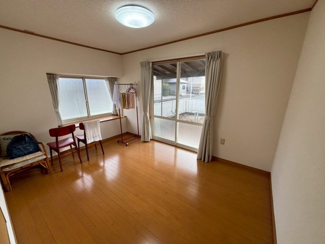 熊本市東区下江津２丁目中古平屋建の洋室