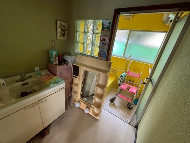 熊本市東区下江津２丁目中古平屋建の独立洗面台