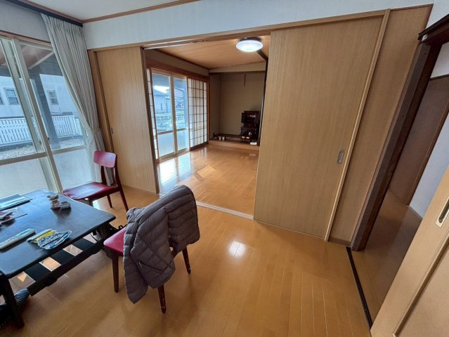 熊本市東区下江津２丁目中古平屋建の居間・リビング