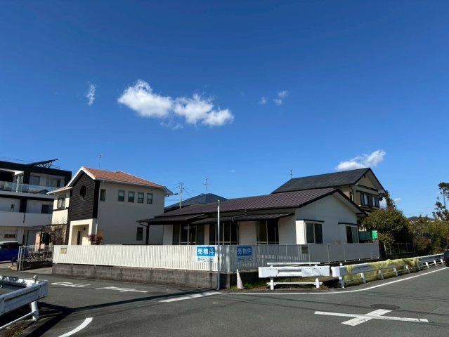 熊本市東区下江津２丁目中古平屋建の前面道路含む現地写真