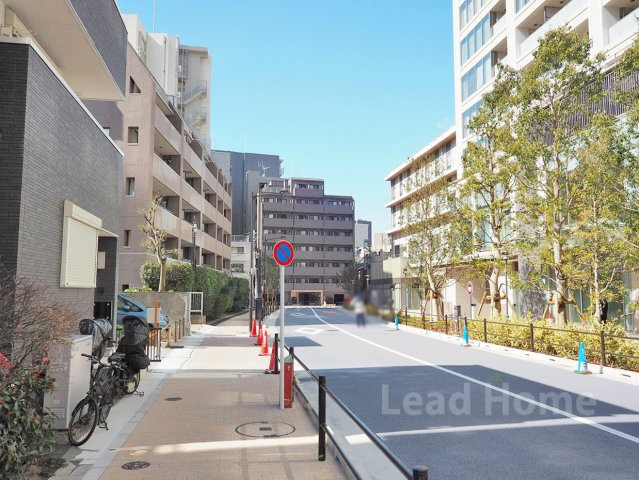 【その他】 | 白金ザ・スカイＥ棟 | 前面道路