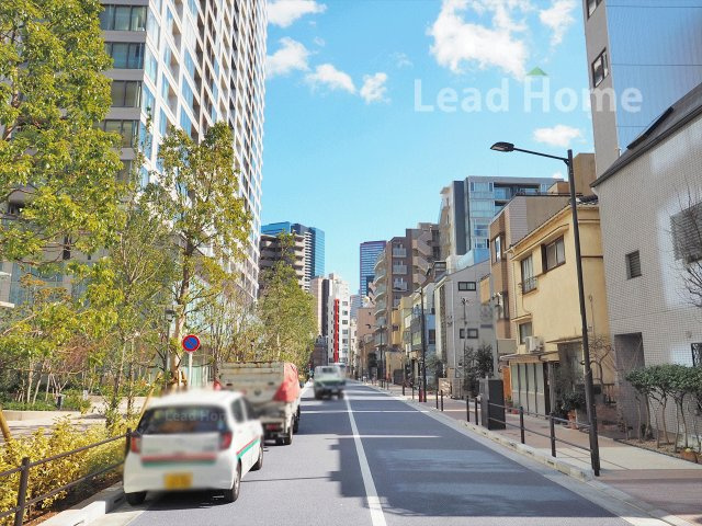 【その他】 | 白金ザ・スカイＥ棟 | 前面道路