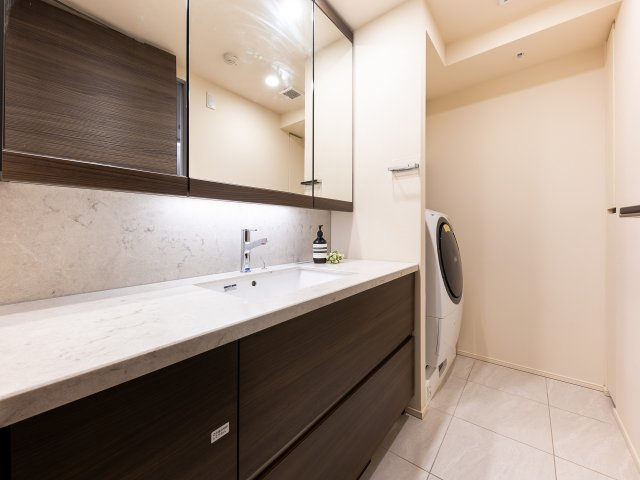 【独立洗面台】 | 白金ザ・スカイ