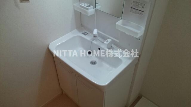 ラ　ルーチェＡの洗面所|独立洗面化粧台もありますよ！