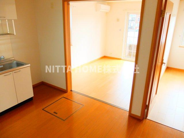 ハーティープレイスＢの洋室|カップルさんから新婚さんまでオススメのお部屋♪