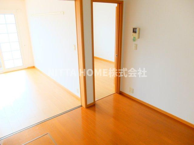 ハーティープレイスＢの居間・リビング|ダイニングは６．６帖です☆