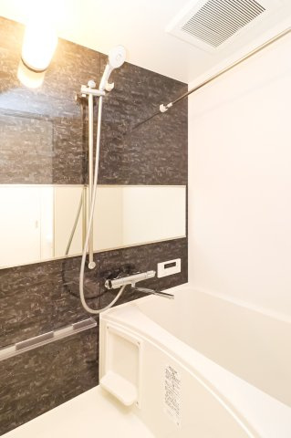 サヴォイレトワールセレステ　9階の浴室|別号室のものになります。現状優先。