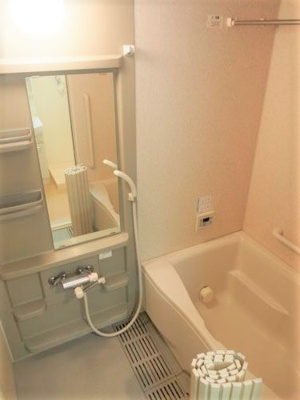 【浴室】 | 富士プラザV | お風呂で日々の疲れを落としましょう