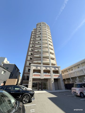 Luxe難波WEST　仲介手数料無料