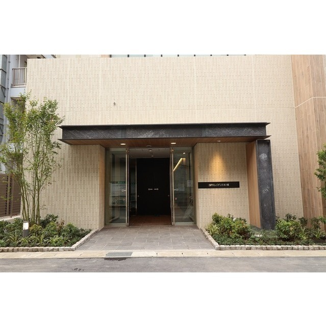 ＢＰＲレジデンス本八幡のエントランス