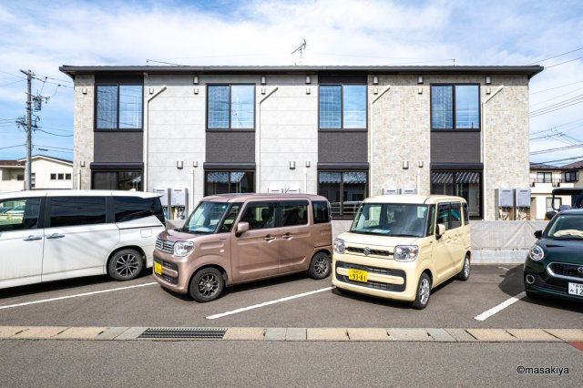 メゾンラテ稲葉の外観