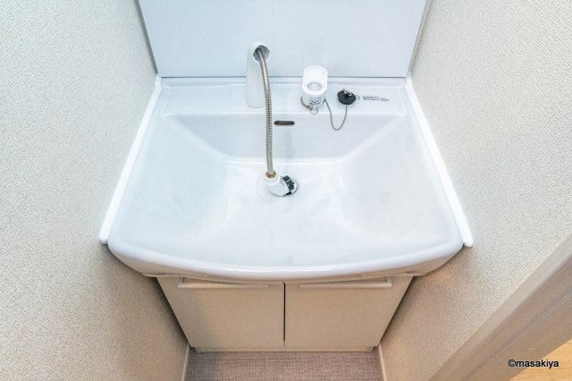 メゾンラテ稲葉の洗面所